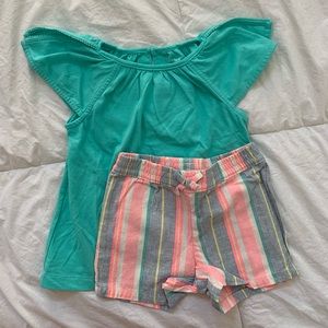 Carter’s 2 piece tee & short set